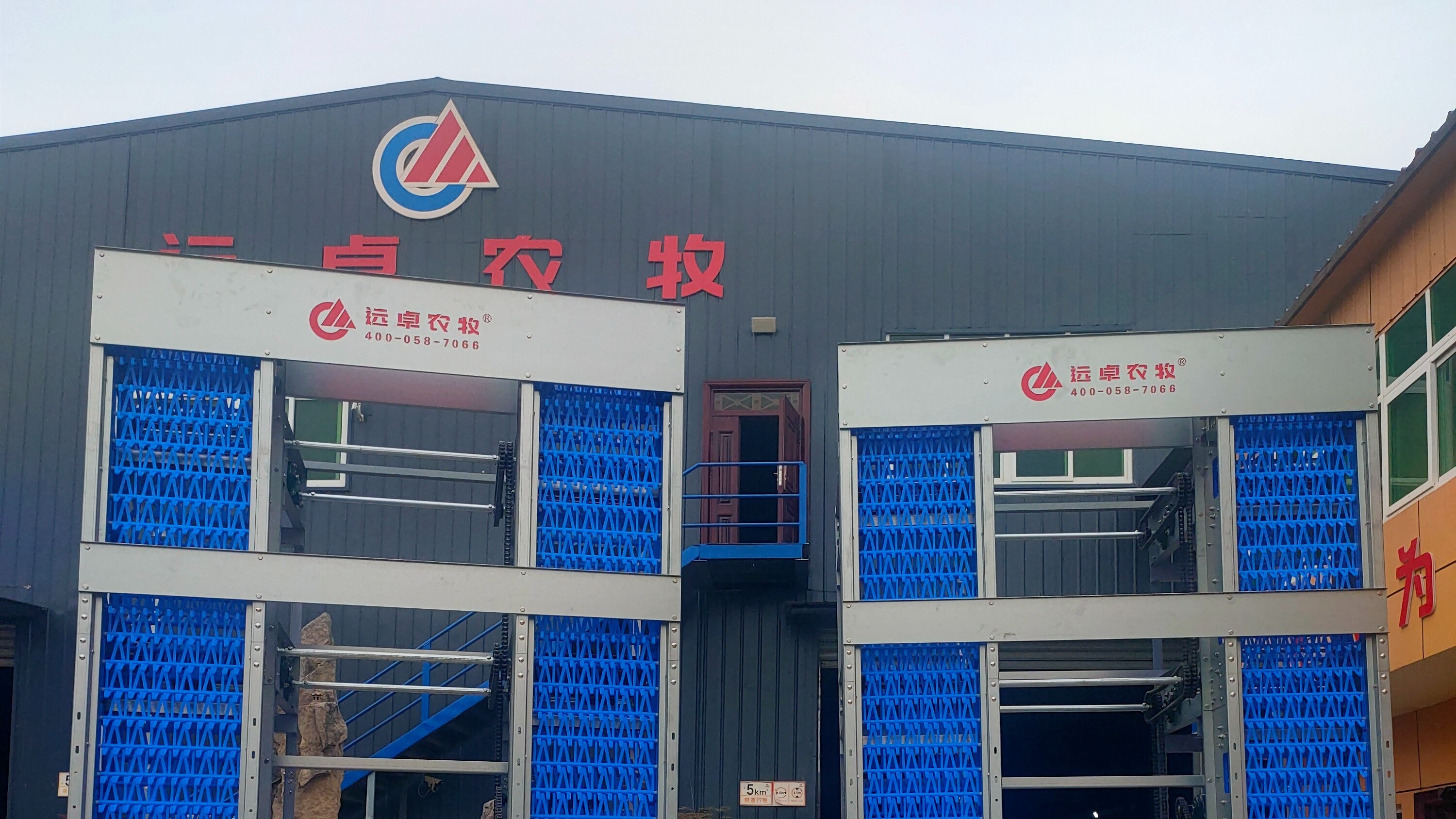 規(guī)模化養(yǎng)殖場應對夏季高溫高濕，雞場要掌握這些技巧！